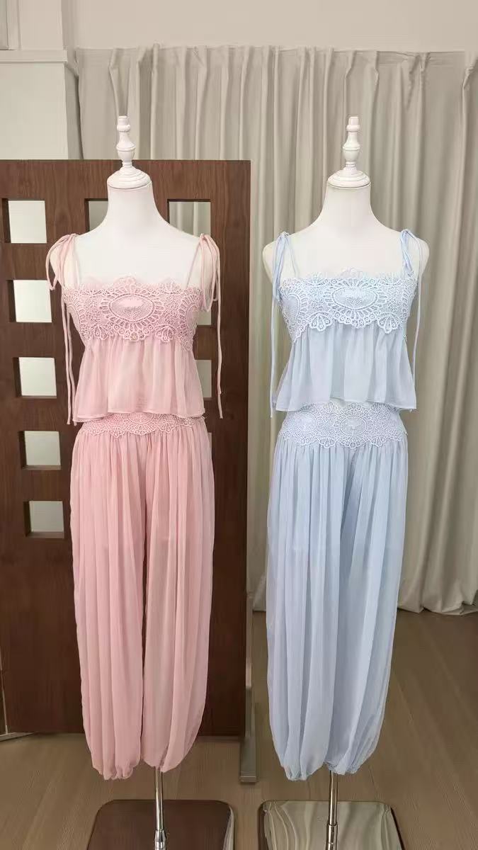 pink and blue 
